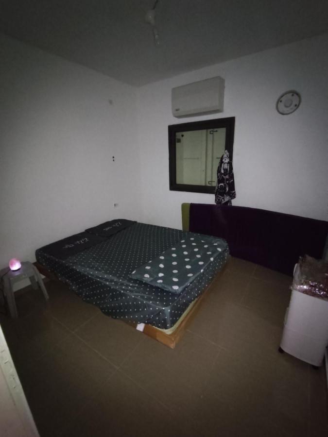 Family Master Apartment Nahariya Exterior photo